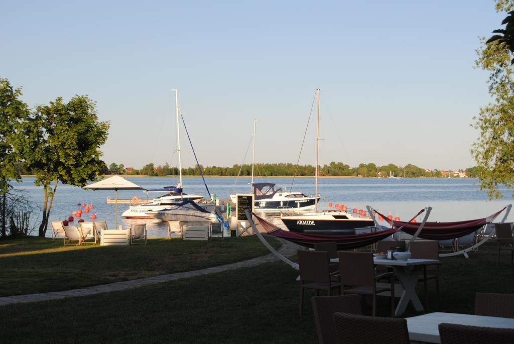 Stare Sady Chillout Rooms "Pod Jabloniami" Mikołajki Oda fotoğraf