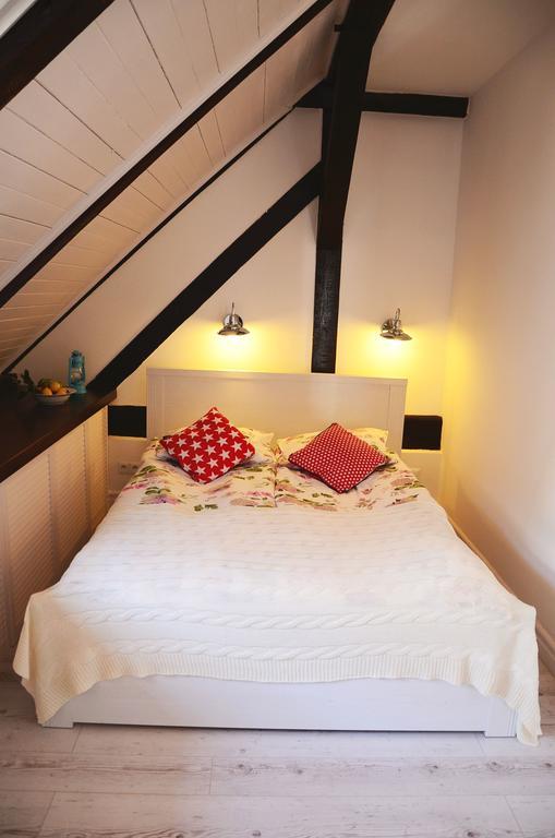 Stare Sady Chillout Rooms "Pod Jabloniami" Mikołajki Oda fotoğraf